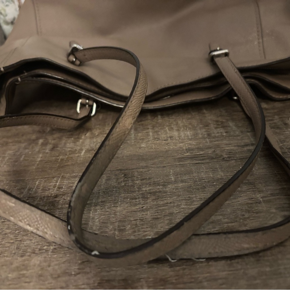 Coach Purse - Picture 10 of 12